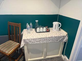 The Pickwick Inn - 3
