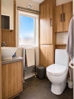 The Big Dune Lodge - Sleeps 8, Decking, Parking - 6