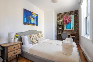 Prime Location Gorgeous 4BR Downtown MTL - 8