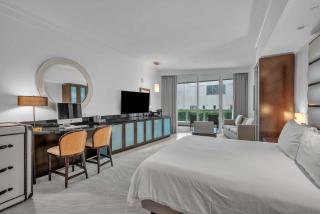 Sorrento Tower Superior Suite - 7
