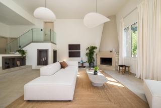 Phoenix Villa - 8