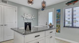 Renovated Oceanfront Condo with Private Balconies - 6