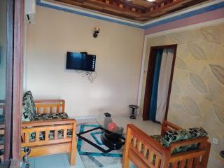 GODGIFT Hotel - 1