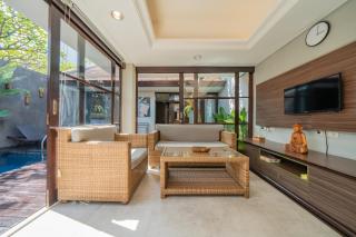 Cozy 2BR villa w- pool & garden views - 9