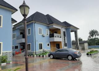 G12 Graceland Hotel - 5