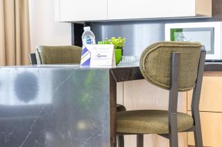 Elegant 1BR Bright Modern Living - 5