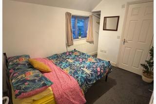 3 Bed - Sleeps 6 - Parking - Central Canterbury - 8