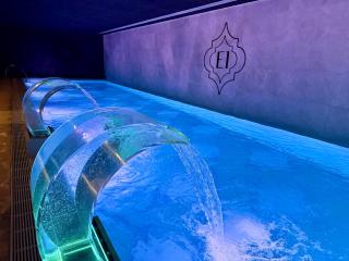 LG Luxury Studio - 5 Mins Walk to Beach, Heated Pool, Spa & Gym Add-on - 0