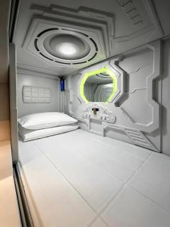 Mars respawn hotel - 6