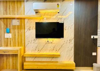 Alpine Aura Cozy Studio in Rajpur - 6