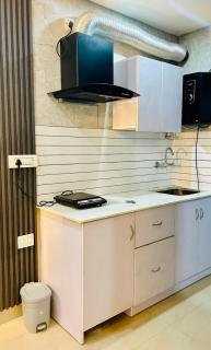 Alpine Aura Cozy Studio in Rajpur - 4