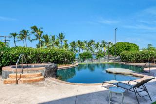 Kahaluu Beach Villas 303 - 6