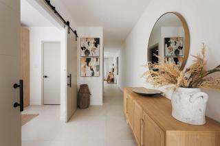 New CHIC 2BR Villa Walk to Beach Pool & Terrace - 1