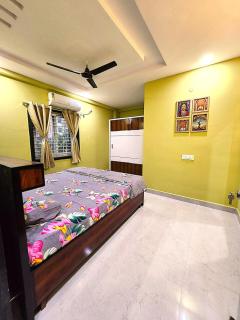 New Elegant Stay Where the Hills Meet the Sea - 4