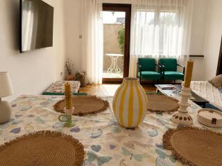 Boutique Home Jewish Quarter, 3 bedrooms - 7