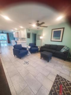 Water front retreat - 4