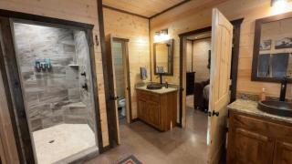 Mack Mountain Lodge - 2