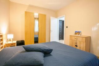 RED SQUARE Apartment - Varna - 4