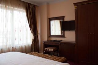 Stone Bridge Hotel - 7