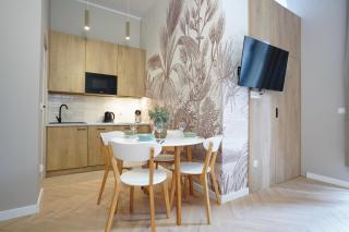 HostLoop Aparthotel - Chopina 6 - 0