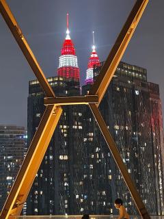 scarletz suites KLCC by Mehek Global - 1