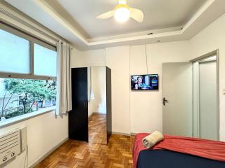 2 Quartos a 300 Metros da Praia Posto 4 - LM129-105 - 1
