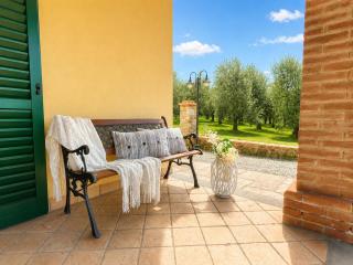 Casa degli Olivi con AC, Parking e Giardino - 8