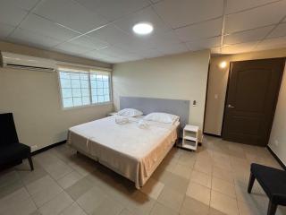 Hostal EL Prado - 2