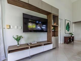 Hispaniola Residencial Pool Table with Private Pool - 6