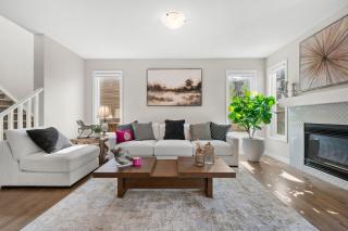 Nolancrest Luxury Retreat Spacious Home with AC - 0