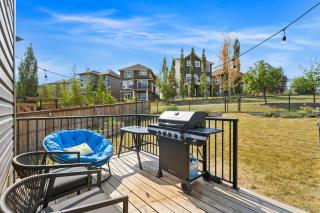 Nolancrest Luxury Retreat Spacious Home with AC - 9