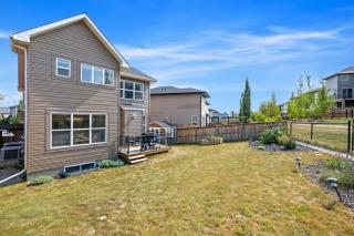 Nolancrest Luxury Retreat Spacious Home with AC - 4