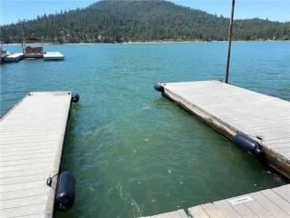 Luxury Lake Home-The Bear Claw-Boat Slip-Sleeps 16 - 2