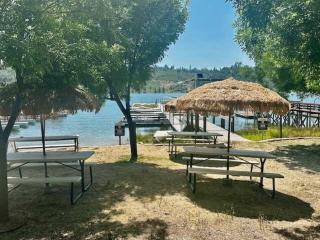 Luxury Lake Home-The Bear Claw-Boat Slip-Sleeps 16 - 1