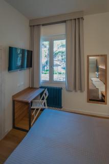 Hotel Columbia - 2