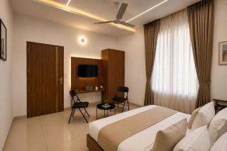 Hotel Amaltas Nayagaon Near PGI & PEC College - 4