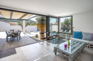 Villa Terre Des Vins by Villa Plus - 4
