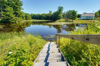 On-Site Pond: Spacious Family Home in Jefferson! - 9