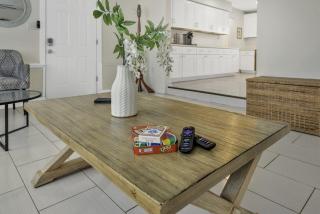 Beautiful Home with heated pool and Fenced Yard by Siesta Key! - 5