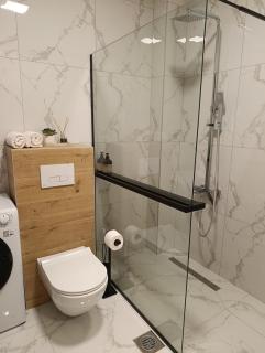 Golden Moon Oasis Scandi Design and Vodno Views - 5