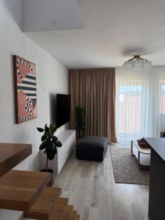 Cozy Maisonette with Stunning Prague Panorama - 9