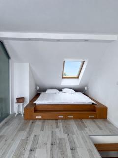 Cozy Maisonette with Stunning Prague Panorama - 1