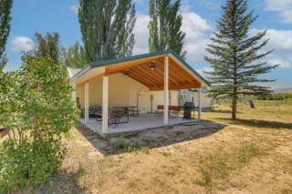Bear Lake Cabin w/ Spacious Yard + Patio! - 0
