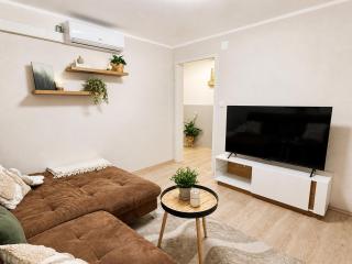 Nordic Nest - Cozy Design Apartment - 1