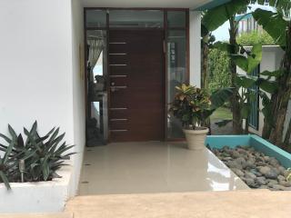 Villa Playa Tivives Beachfront Home with Private Pool - 3
