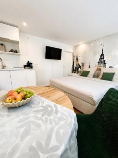 SR Design Apartments - 0