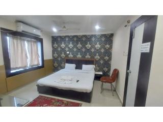 Hotel Sai Sand &Piper! Near Temple and Golden Beach Puri Swargadwar! - 4