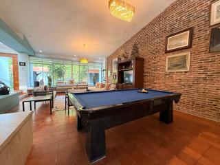 5 bedrooms, ground floor, heated pool, Golden Zone - 7