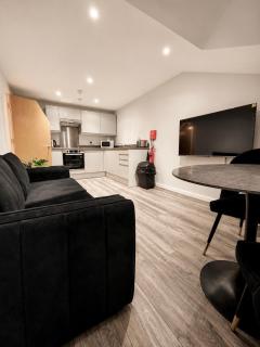 1-Bed apartment with Sofa Bed right by Liverpool ONE & Concert Square - 2