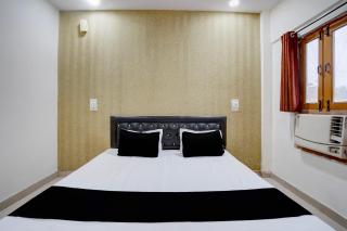 Hotel O Jhandi Palace - 2